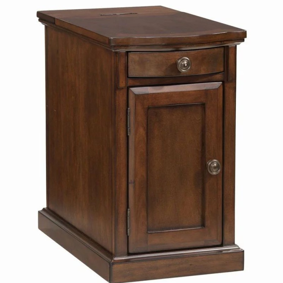 Coffee & Accent Tables * | Ashley Furniture Industries Ashley Laflorn Medium Brown Chair Side End Table